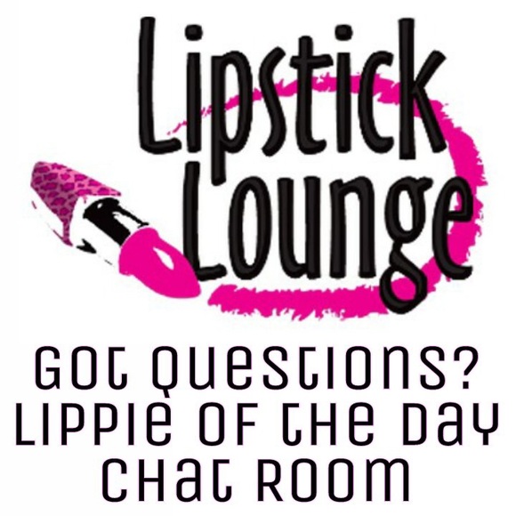 Other - 💋Don’t you want to visit the LIPSTICK 💄 LOUNGE??